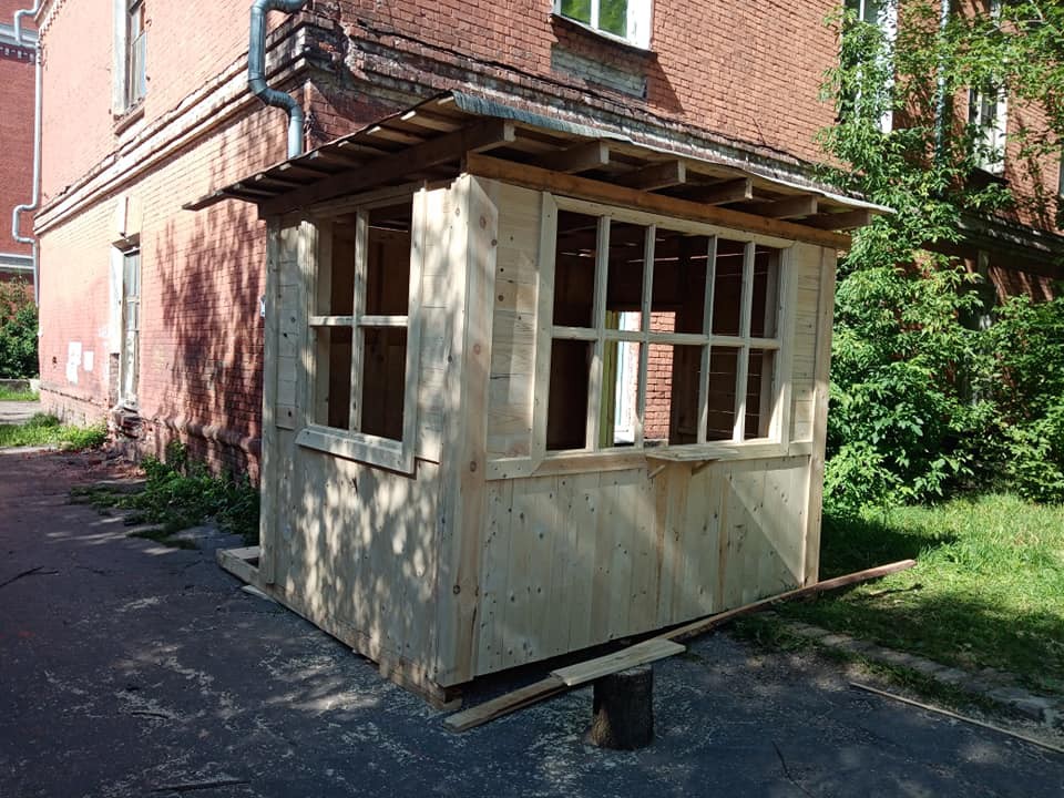 Появились фотографии декораций для сериала с Хабенским в Твери