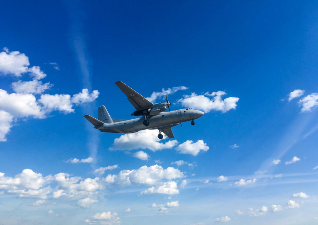 Молодые летчики осваивали военно-транспортные самолеты в небе над Тверью