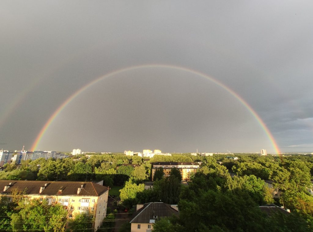 В Твери появилась редкая двойная радуга