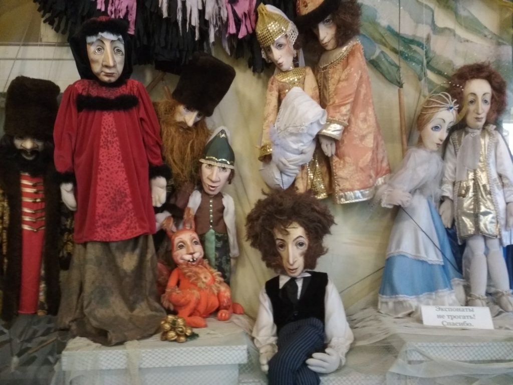 Музей кукол в Тверской области поделился фотографиями своих экспонатов