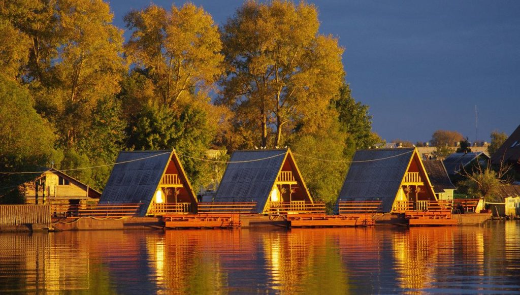 Осташков вошел в топ популярных мест для семейных путешествий этим летом