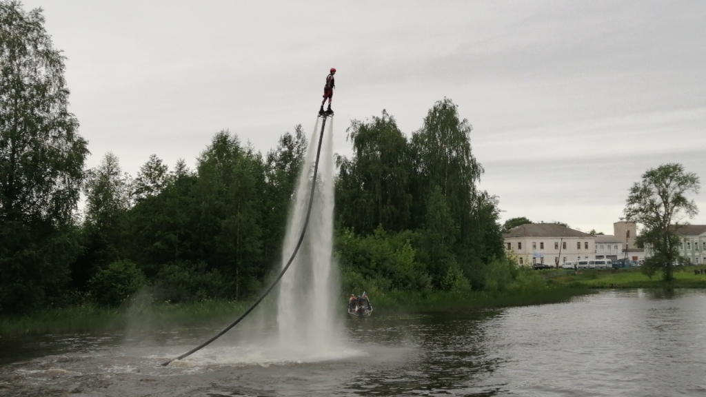 Уникальное водное шоу показали в Тверской области