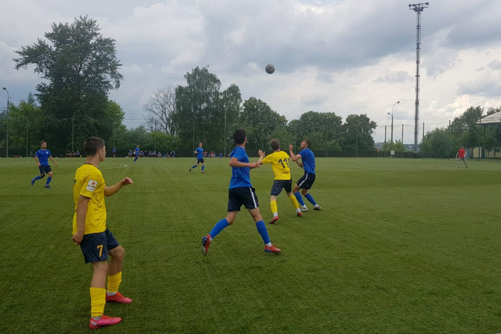 Футбольный клуб Тверской области проведет первые матчи на выезде