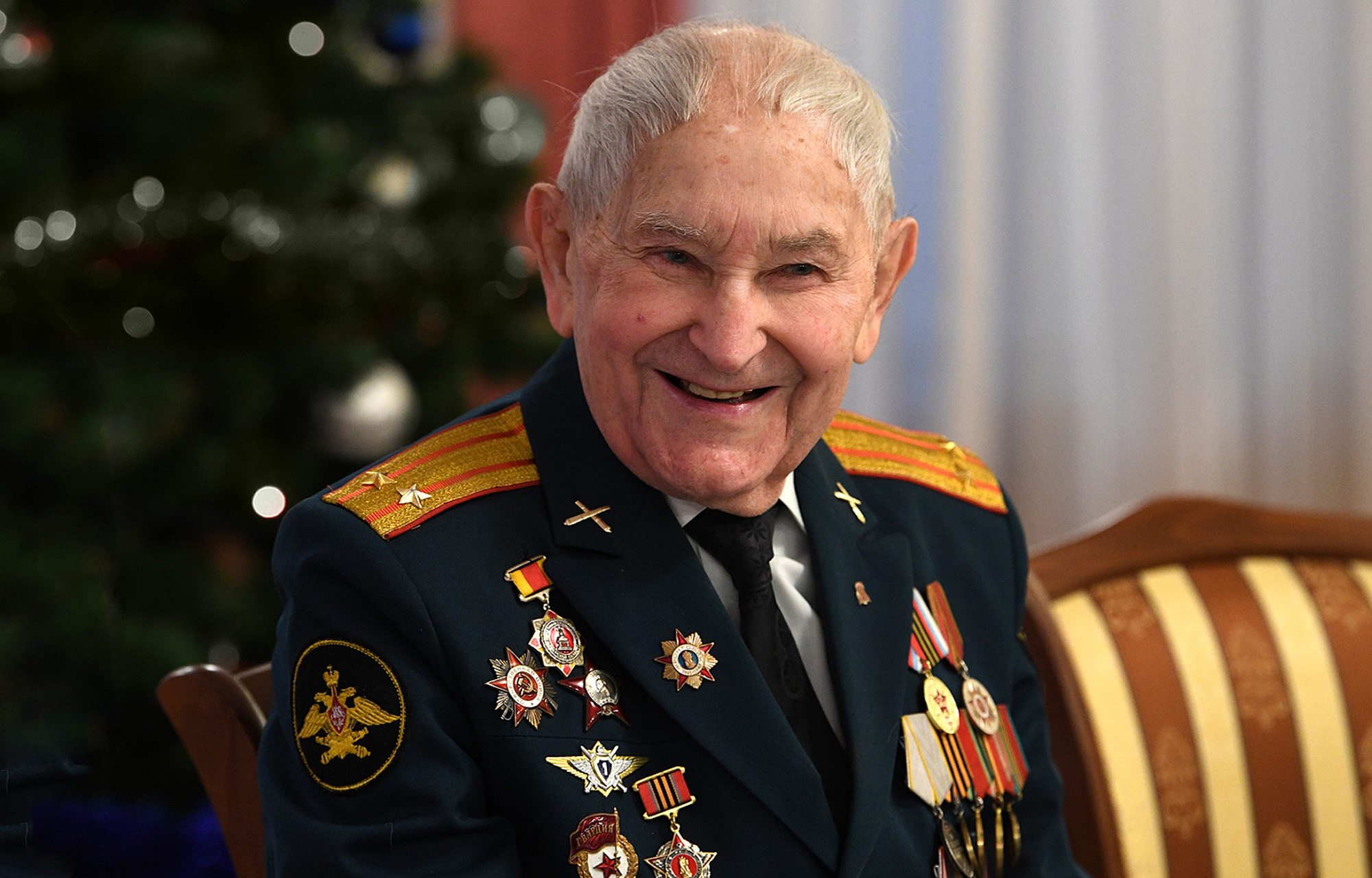 Владимир Путин подписал Указ о награждении Орденами Почета ветеранов из Тверской области