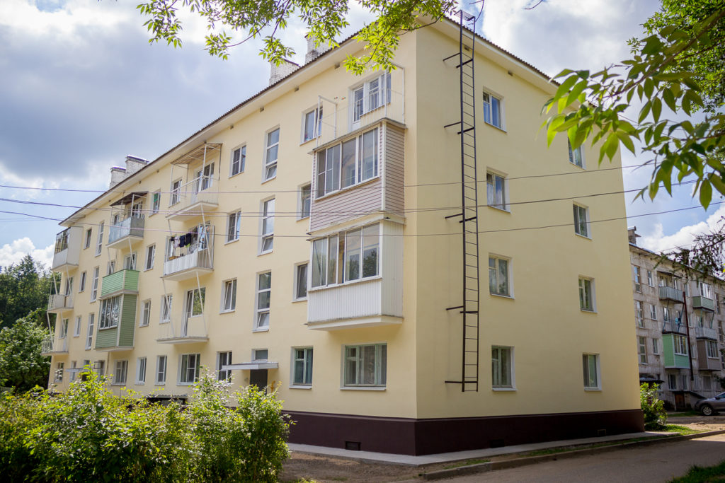 В Лихославльском районе продолжается ремонт многоквартирных домов