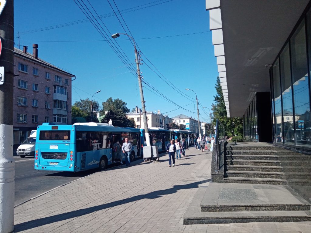 В Твери у общественного транспорта появилась остановка "Речной вокзал" В Твери у общественного транспорта появилась остановка "Речной вокзал"