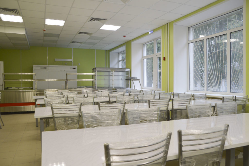 Глава Твери провёл инспекционную поездку по школам города Глава Твери провёл инспекционную поездку по школам города