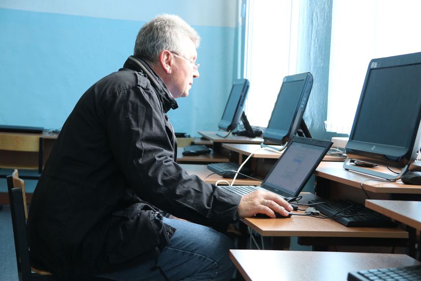 МГУ на связи: Андрей Белоцерковский провел видеоконференцию из Чертолино с ведущим вузом страны