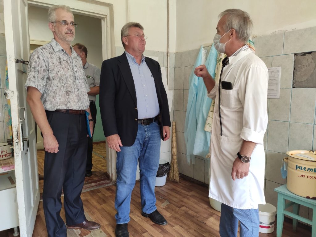 «Не надо бюрократических формальностей»: Андрей Белоцерковский собирает предложения по налаживанию системы здравоохранения в Ржевском районе