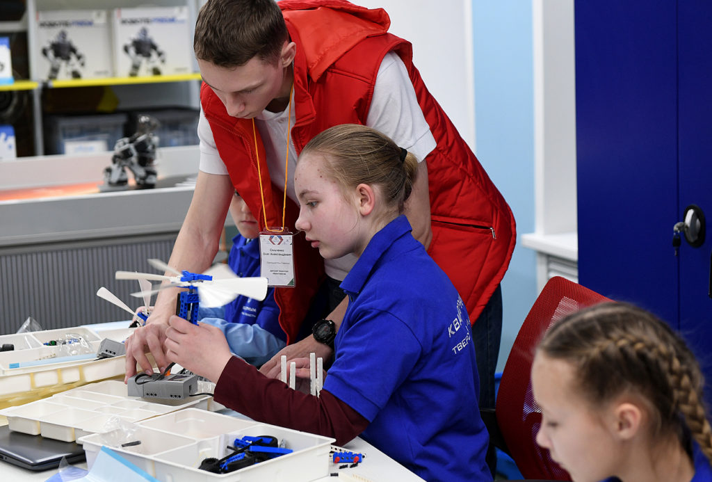 Мобильный технопарк «Кванториум» будет работать в районах Тверской области