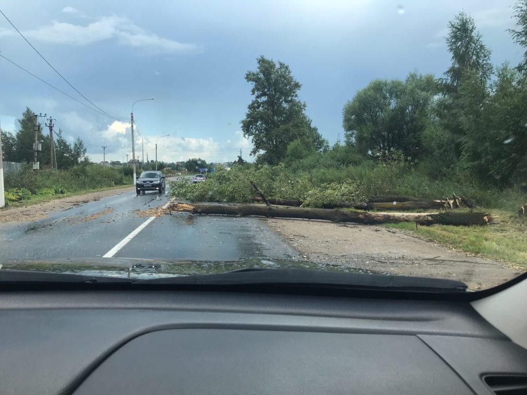 Жители Твери делятся фото и видео последствий прошедшего ливня