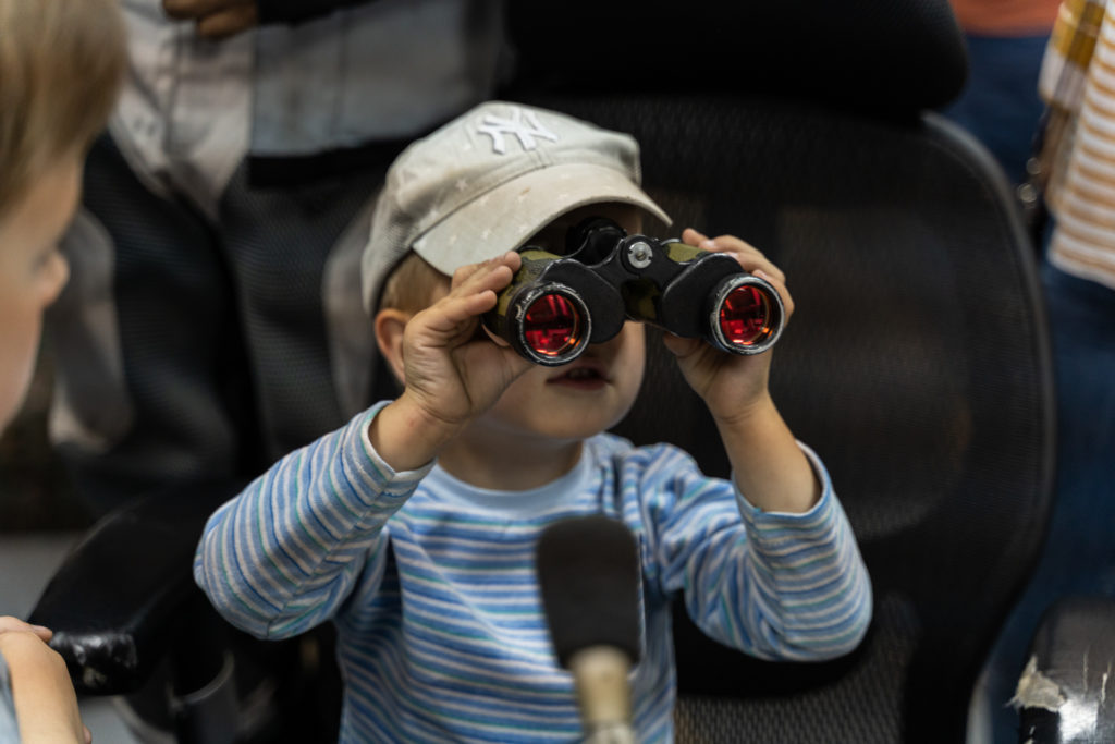 Любите, девушки, отважных летчиков: сотрудники тверского медиахолдинга посетили авиационный учебный центр