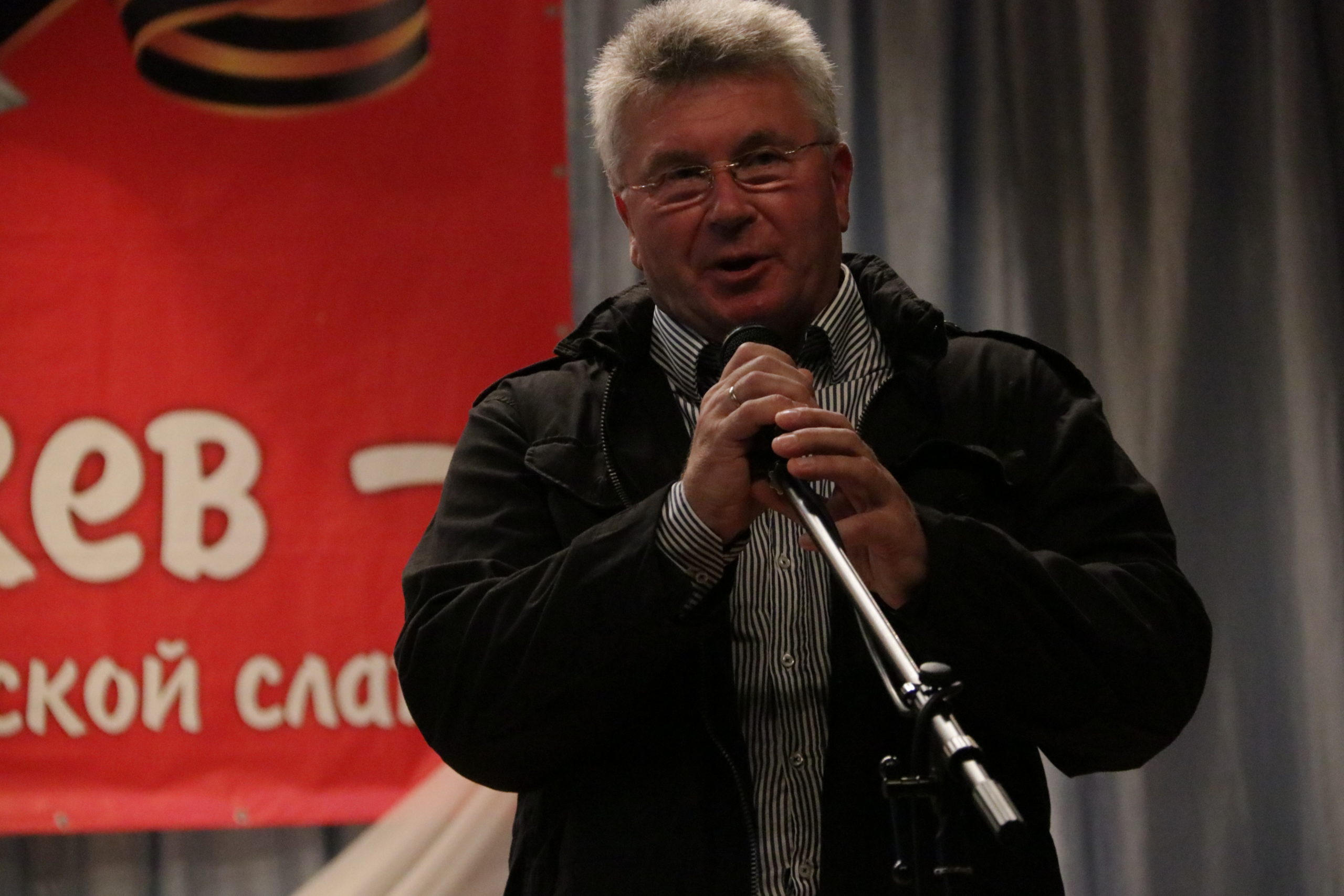 Равнение на Победу: Андрей Белоцерковский вручил дипломы юным ржевским патриотам