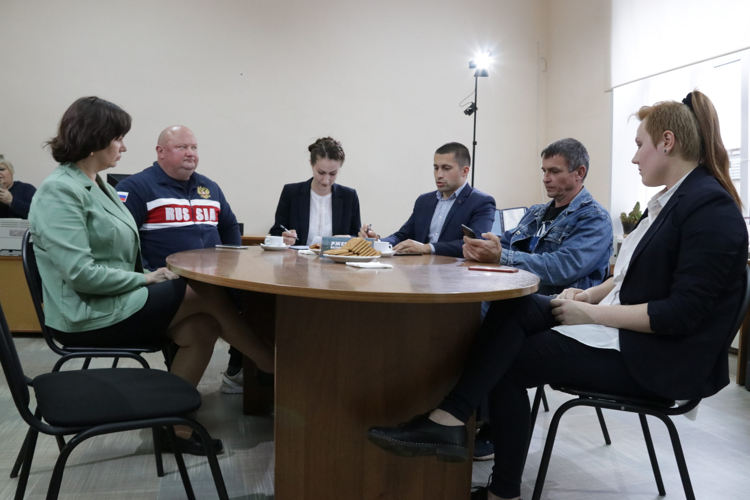 Ржевские общественники обсудили работу с молодёжью и перспективы возрождения высшего образования в районе Ржевские общественники обсудили работу с молодёжью и перспективы возрождения высшего образования в районе