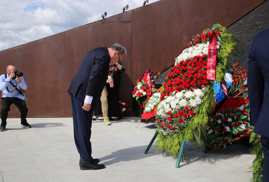 Делегация из Якутии посетила памятные места Ржевского района Тверской области