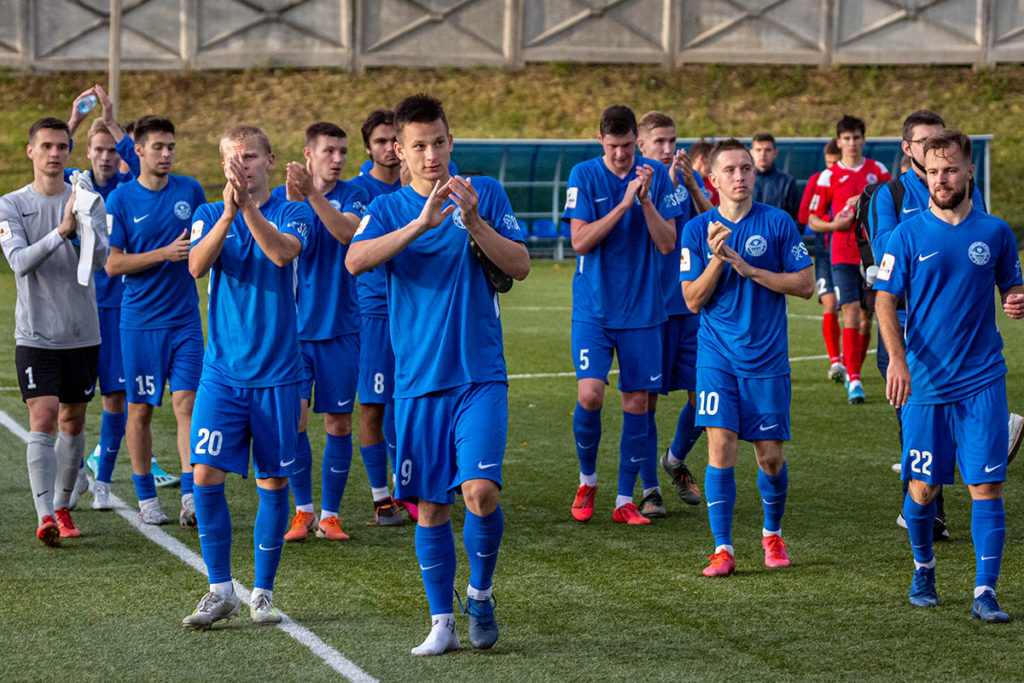 Тверской футбольный клуб остается в числе лидеров профессиональной лиги Тверской футбольный клуб остается в числе лидеров профессиональной лиги