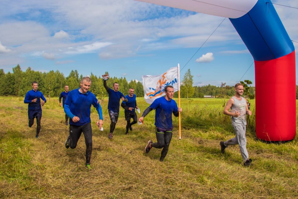 «Время героев»: под Тверью прошла спортивная гонка к 30-летию МЧС