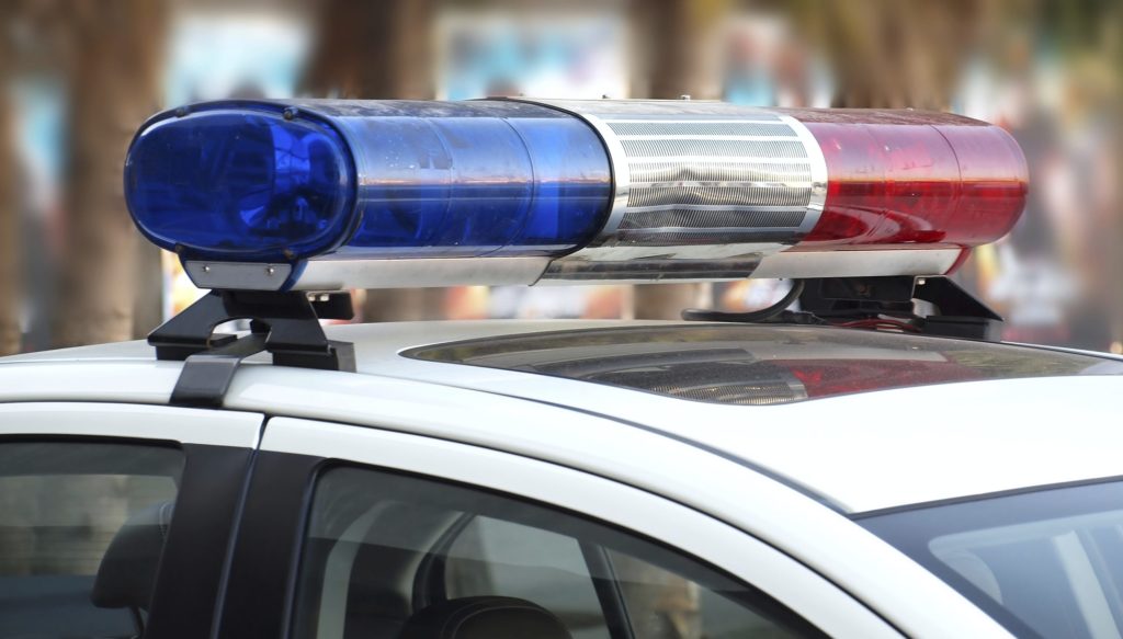 Благодаря тверским инспекторам ДПС травмированному парню спасли руку