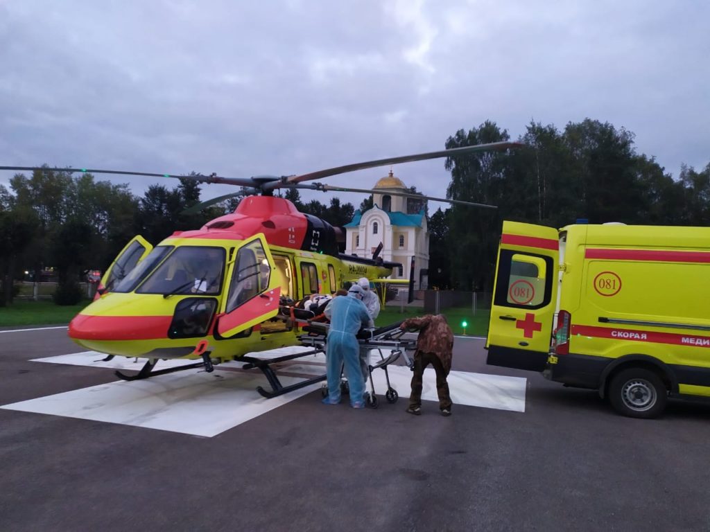 Женщину со стенозом трахеи экстренно доставили на вертолете в Тверь Женщину со стенозом трахеи экстренно доставили на вертолете в Тверь