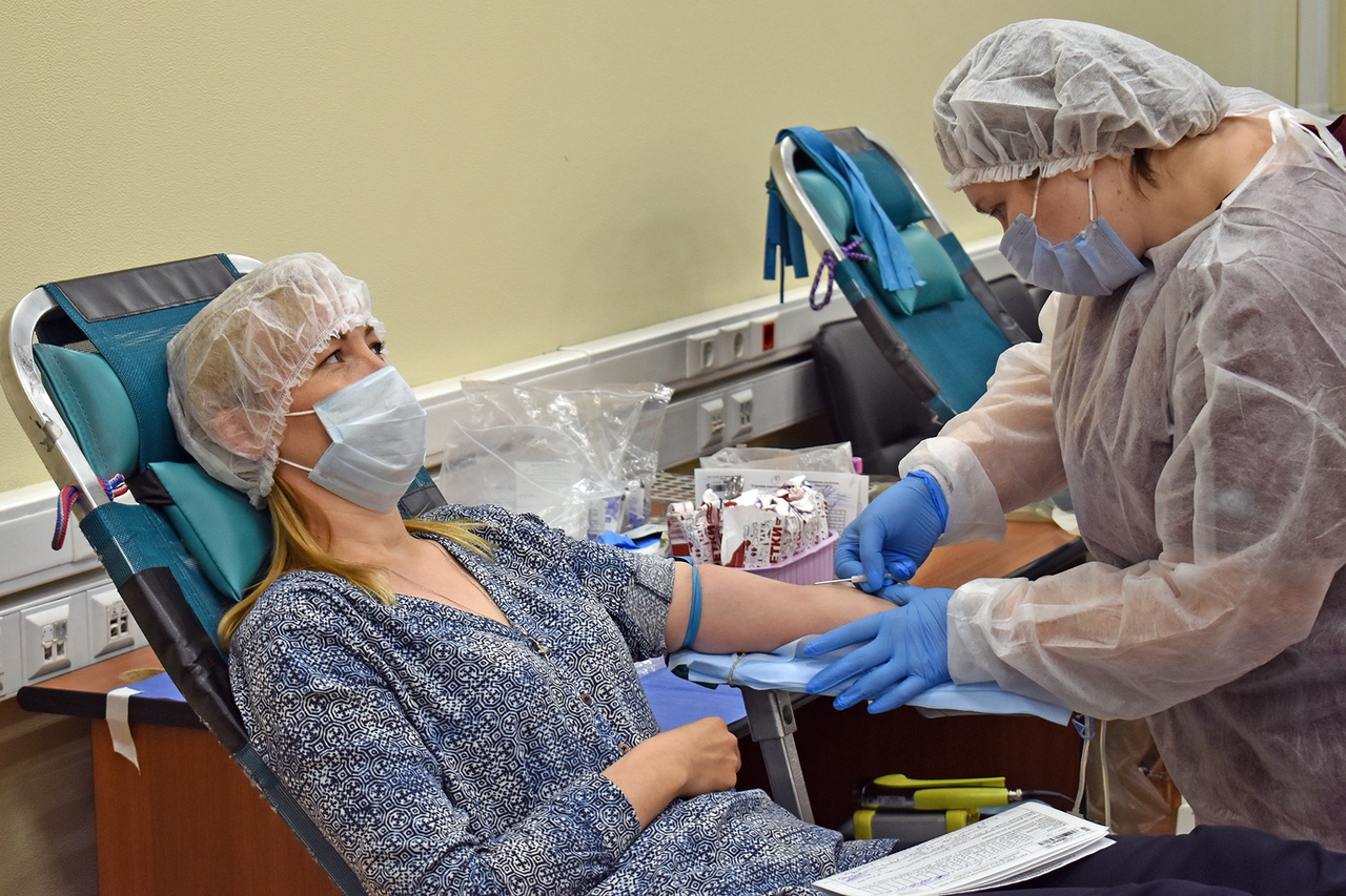 Тверские железнодорожники отметили профессиональный праздник приняв участие в донорской акции