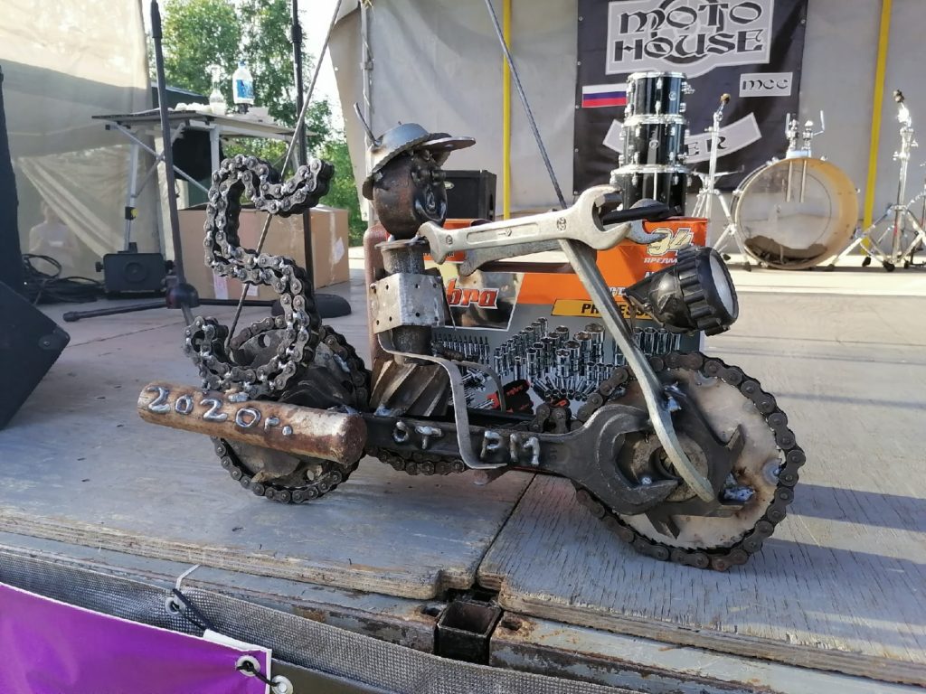 Пикник на обочине: Тверские мотоциклисты провели юбилейный Пикник Хаус