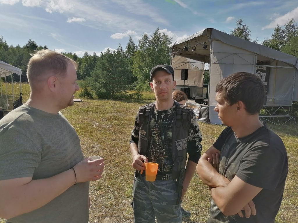 Пикник на обочине: Тверские мотоциклисты провели юбилейный Пикник Хаус