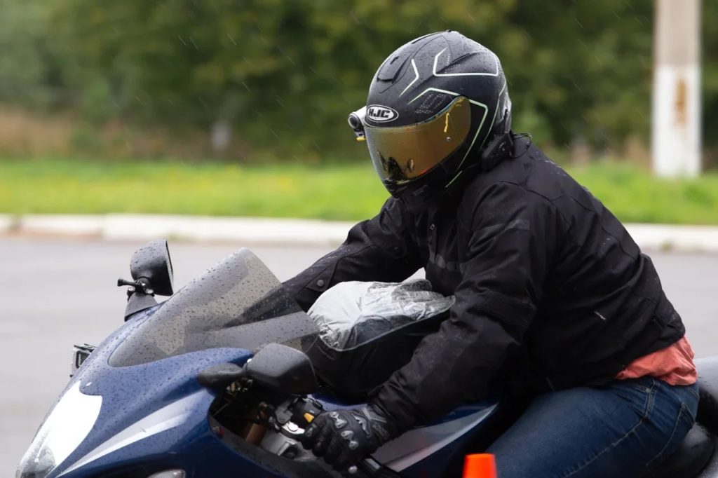 Крутой вираж: Первый этап по мотоджимхане прошел в Тверской области