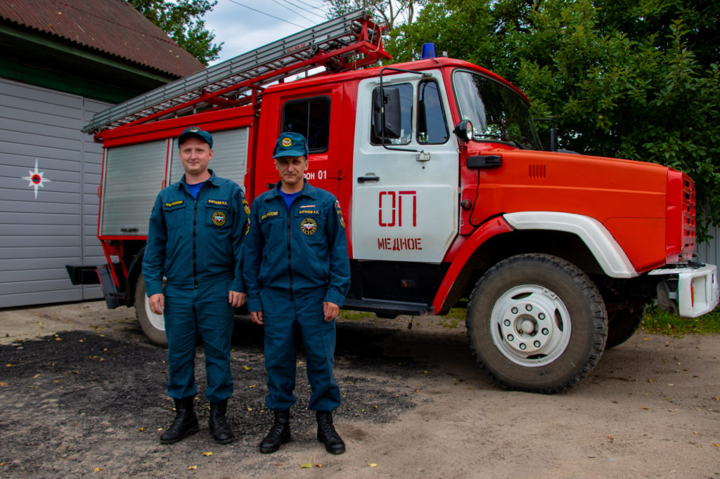 Для Барановых из Тверской области тушение пожаров стало семейным делом Для Барановых из Тверской области тушение пожаров стало семейным делом
