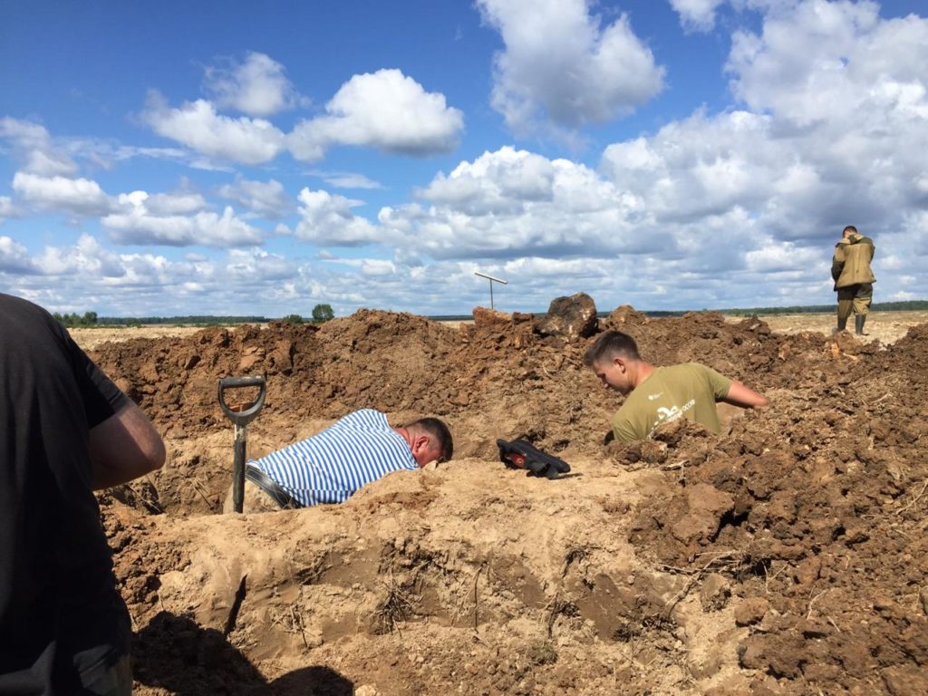 В Ржевском районе продолжают работать поисковики В Ржевском районе продолжают работать поисковики