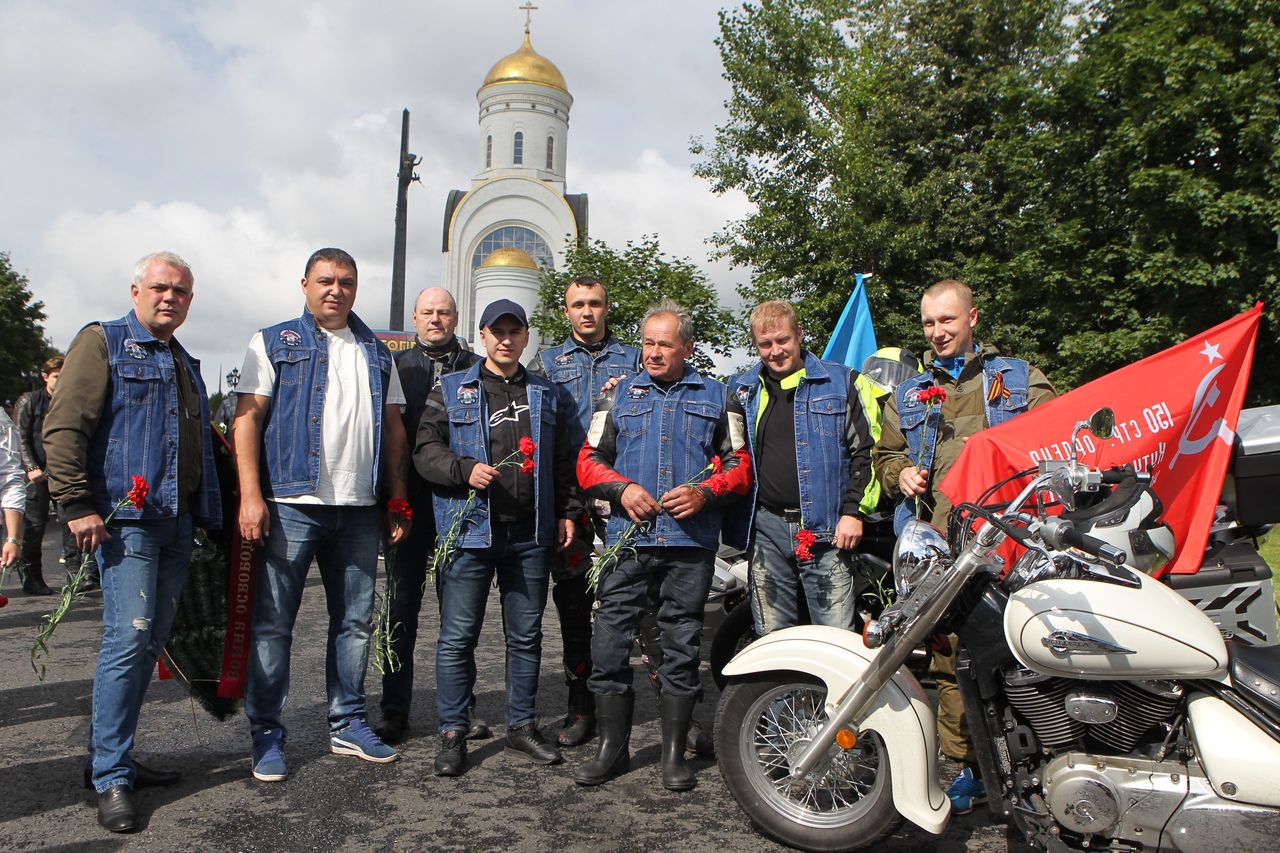 Тверские спасатели приняли участие в патриотическом мотопробеге