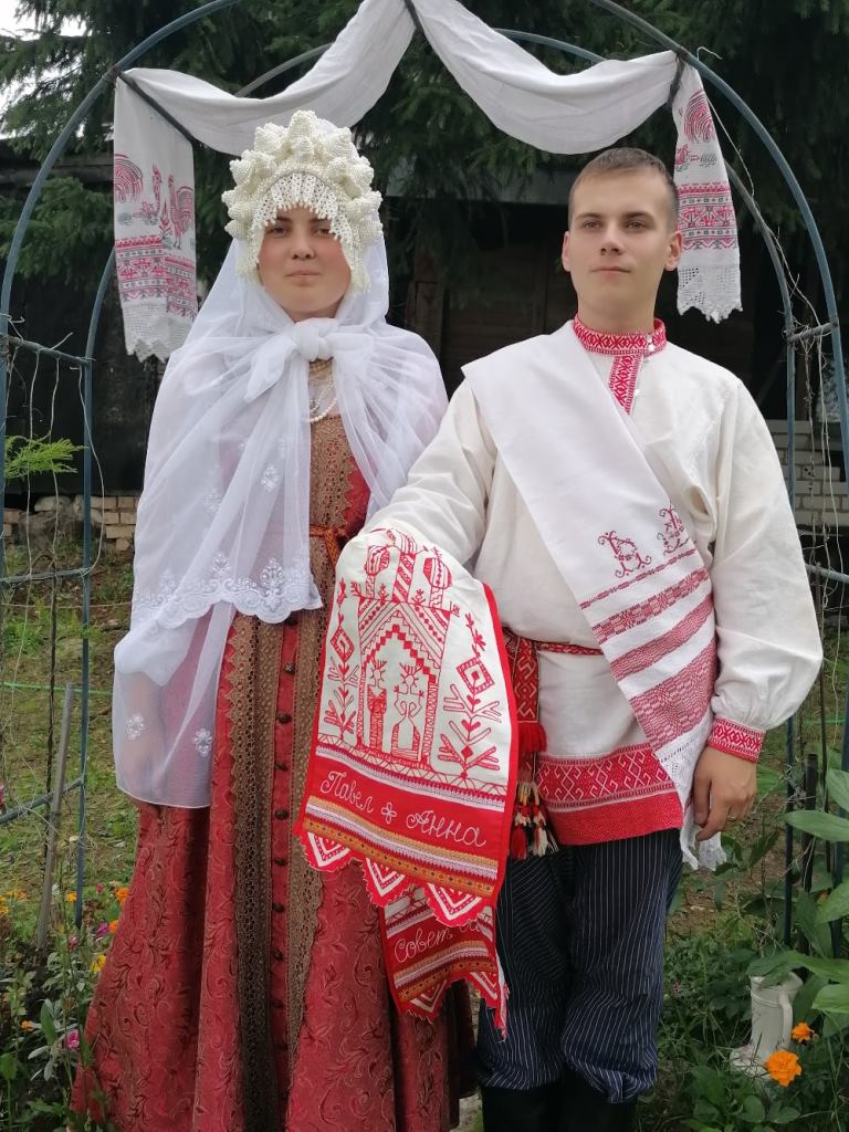 Тверские молодожёны справили свадьбу в старославянских традициях