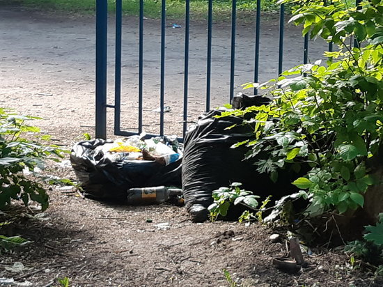 В Красном Холме восстановили спортивные площадки В Красном Холме восстановили спортивные площадки