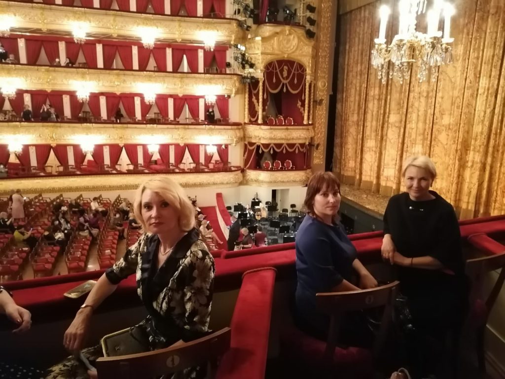 Медики и соцработники Тверской области посмотрели балет в Большом театре Медики и соцработники Тверской области посмотрели балет в Большом театре