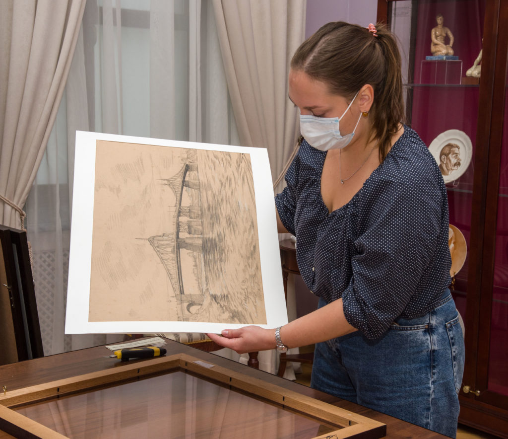 В Твери открылась выставка произведений графики о войне В Твери открылась выставка произведений графики о войне