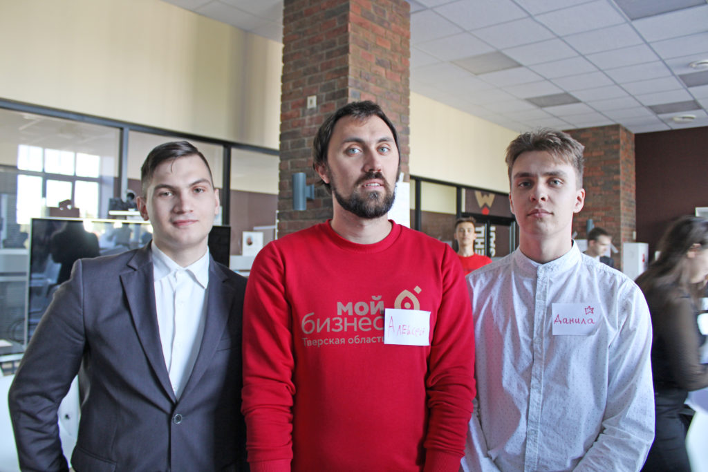 «Азбуку предпринимателя» изучили тверские студенты в центре «Мой Бизнес» «Азбуку предпринимателя» изучили тверские студенты в центре «Мой Бизнес»