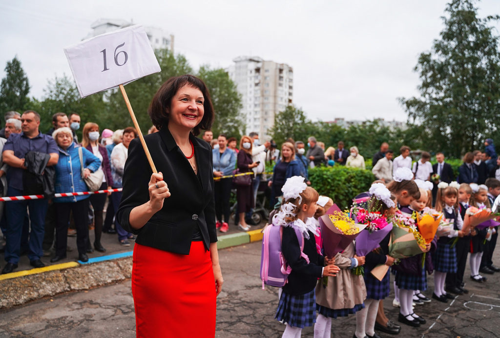 Торжественные линейки в честь Дня знаний прошли в школах Тверской области