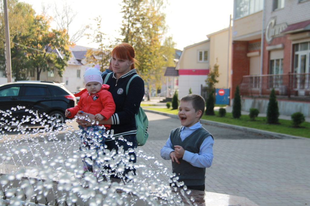 В Нелидово в тестовом режиме запустили фонтан