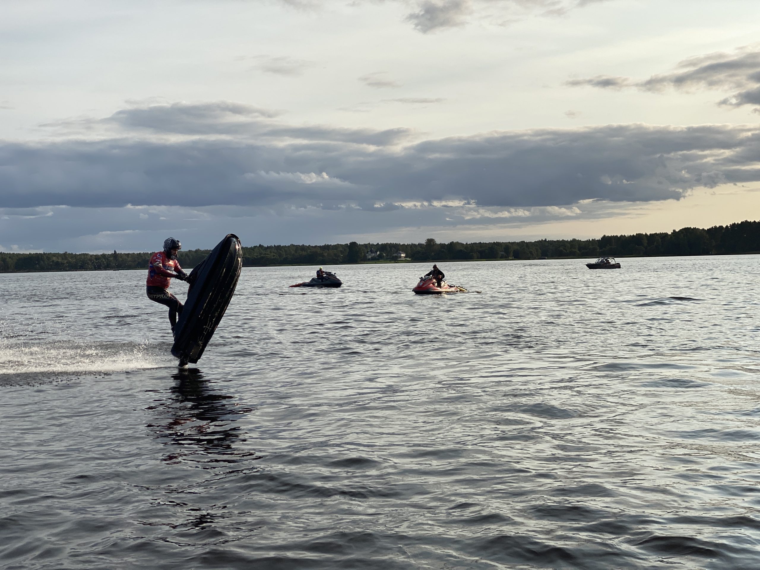 87 спортсменов из разных регионов приняли участие в Кубке России по аквабайку в Тверской области