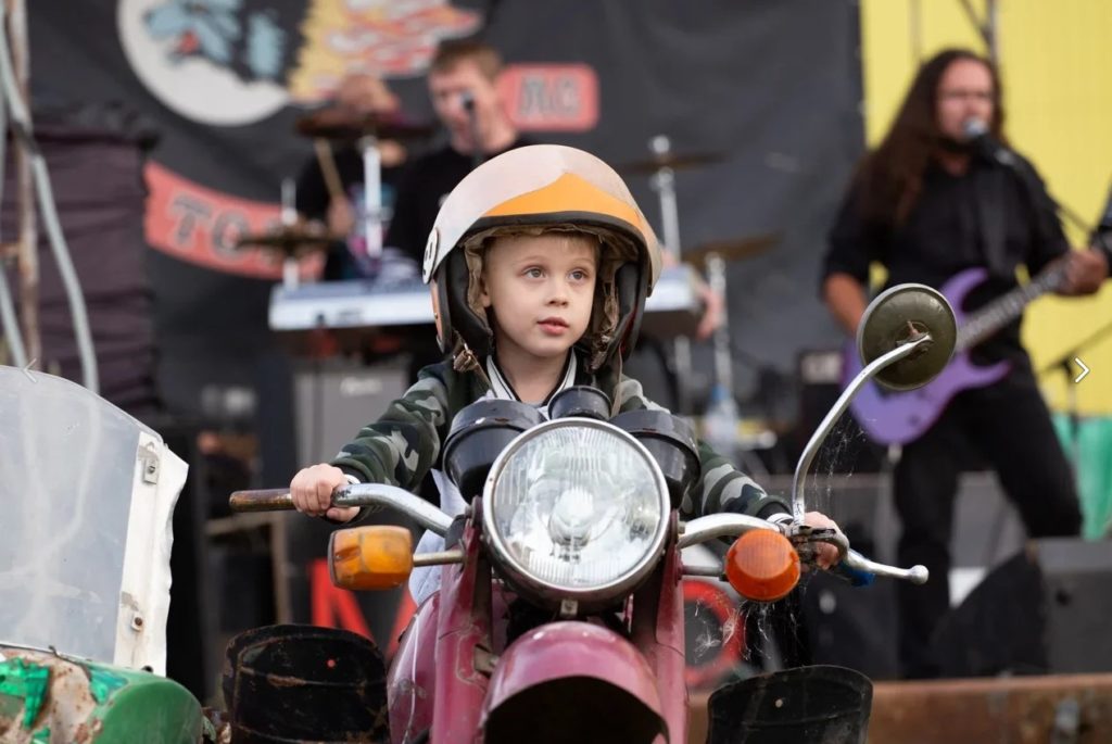 В Твери из-за мотопробега перекроют на несколько часов улицу Псковскую В Твери из-за мотопробега перекроют на несколько часов улицу Псковскую