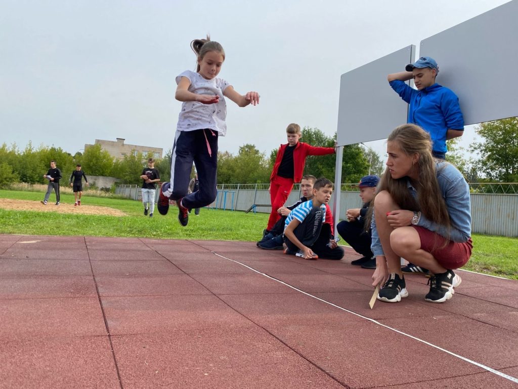 Готов к труду и обороне: школьники района Тверской области показали свою силу и ловкость Готов к труду и обороне: школьники района Тверской области показали свою силу и ловкость