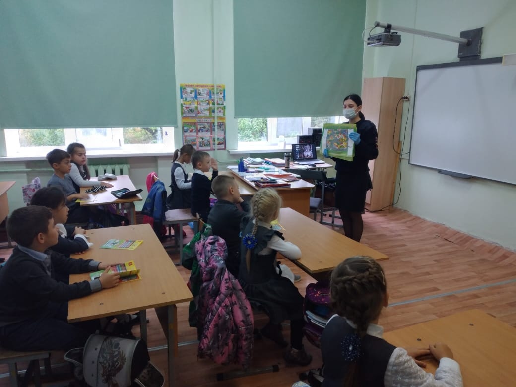 В Тверской области проводят уроки безопасности для школьников