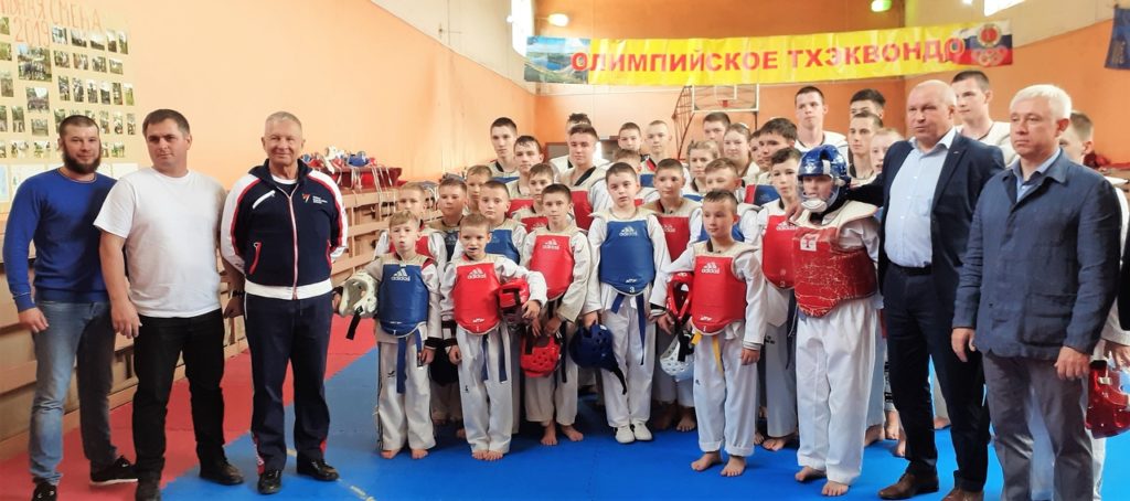 Ржев посетил президент Союза тхэквондо России Анатолий Терехов Ржев посетил президент Союза тхэквондо России Анатолий Терехов