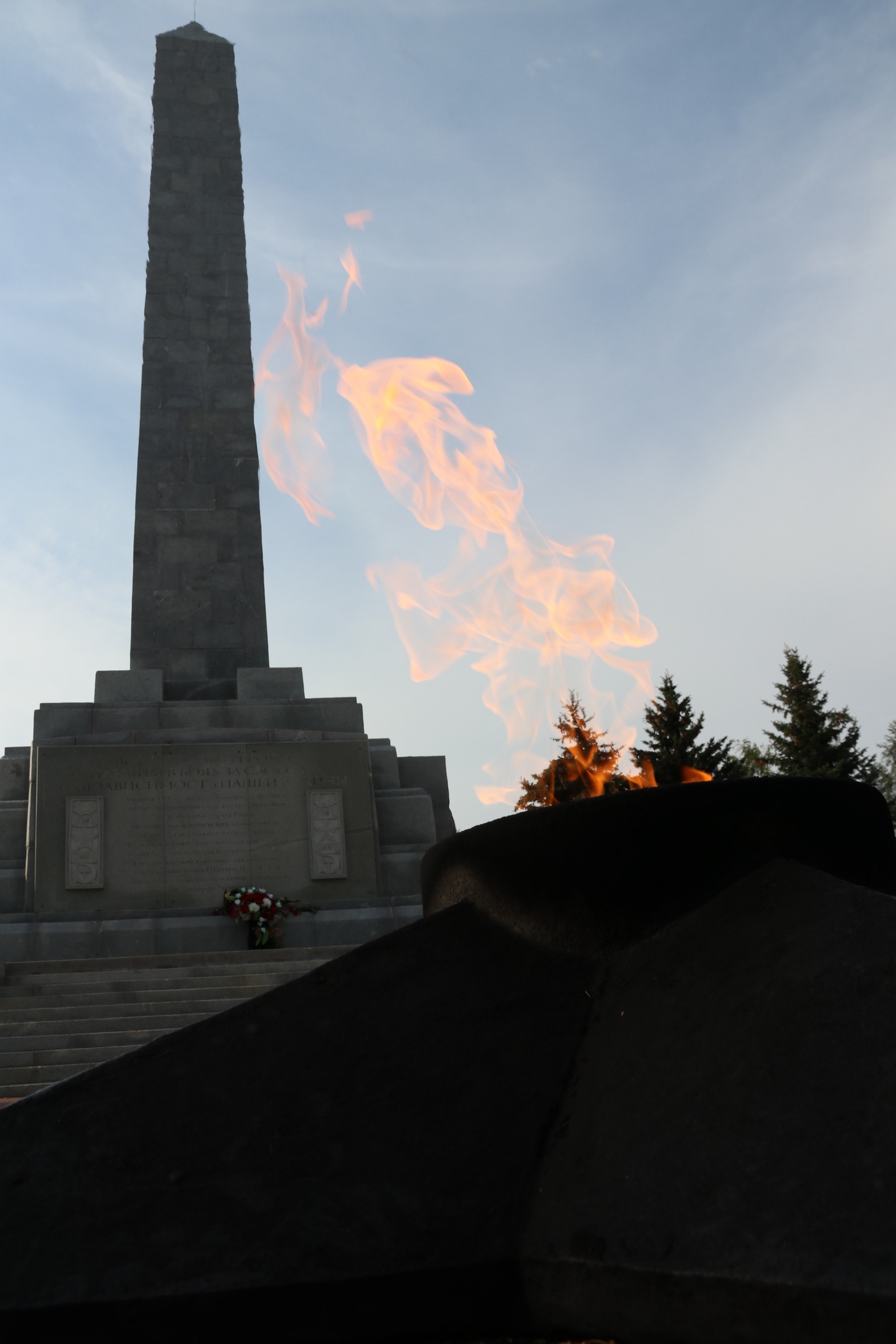 «Память сильнее смерти»: Андрей Белоцерковский стал модератором  «Диктанта Победы» на главной площадке в Ржеве