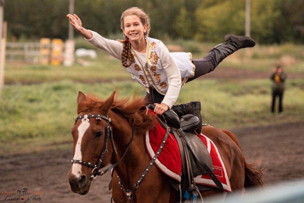 В Твери пройдут соревнования по конно-спортивной джигитовке В Твери пройдут соревнования по конно-спортивной джигитовке