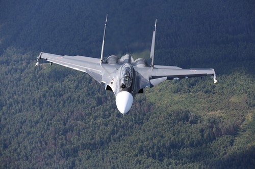 Истребитель Су-30 разбился в Тверской области Истребитель Су-30 разбился в Тверской области