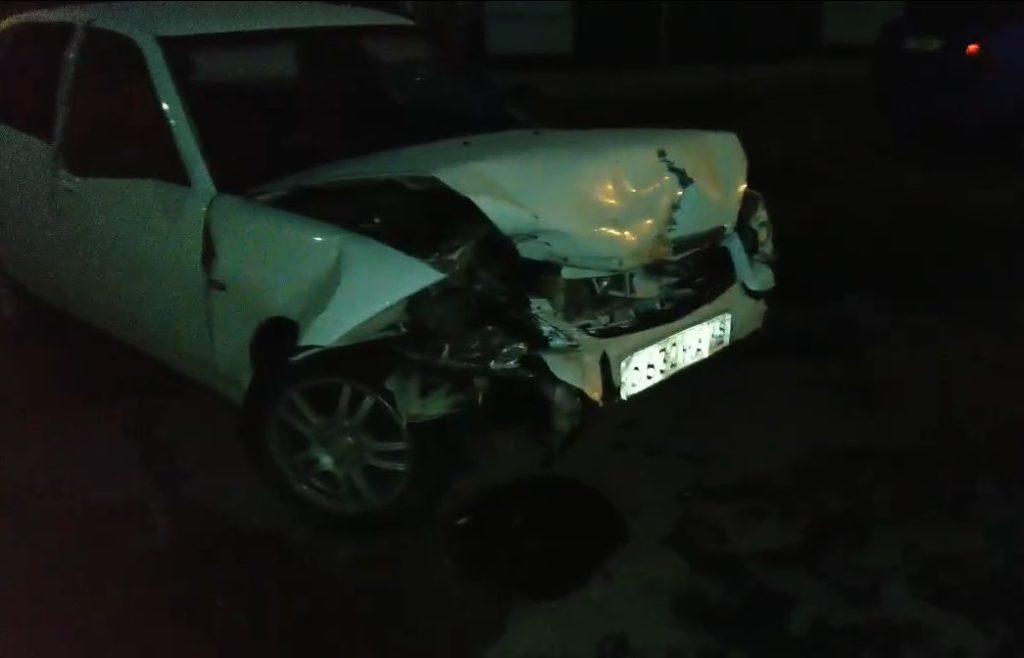 В Твери пьяный водитель устроил погром на парковке В Твери пьяный водитель устроил погром на парковке