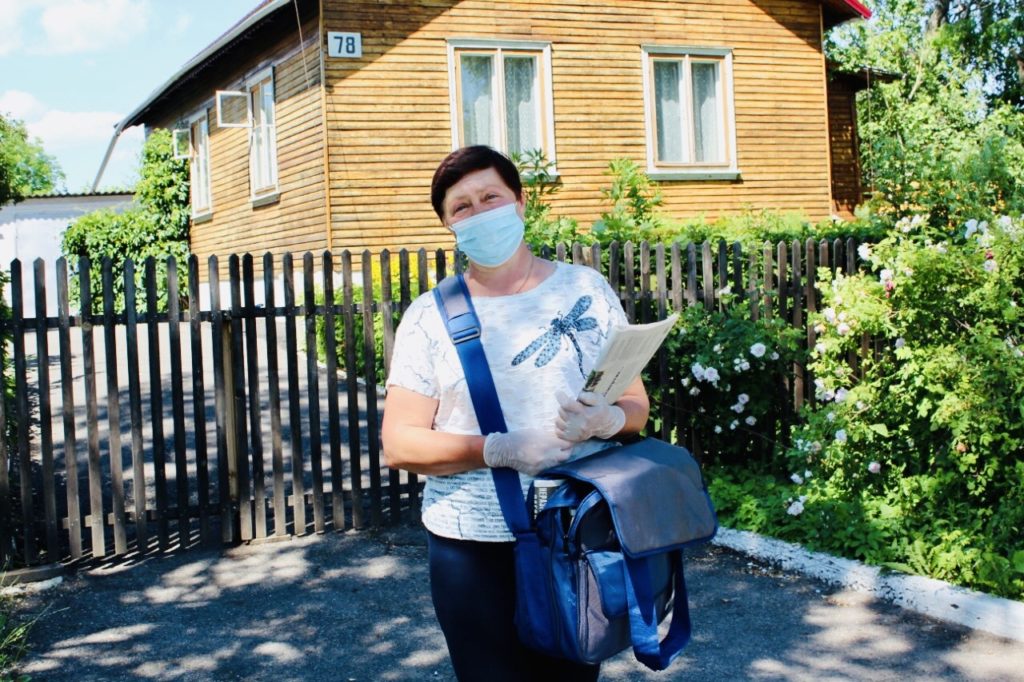 В сентябре тверские почтальоны доставят пенсии и пособия на дом по графику