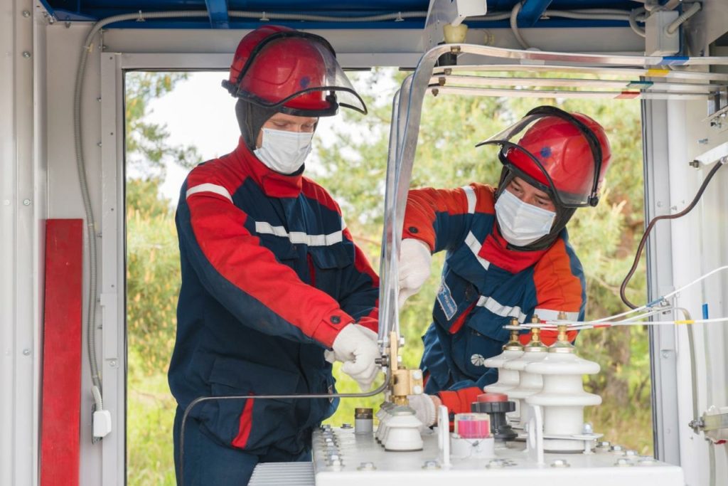 Игорь Маковский: «Россети Центр» и «Россети Центр и Приволжье» с начала года ввели в работу более 2200 километров линий электропередачи Игорь Маковский: «Россети Центр» и «Россети Центр и Приволжье» с начала года ввели в работу более 2200 километров линий электропередачи