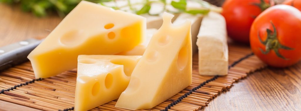 Как отличить настоящий сыр от суррогата в Тверской области