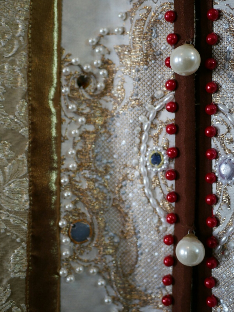 Впечатляет: костюмы «Невольников» показали до премьеры спектакля в Твери